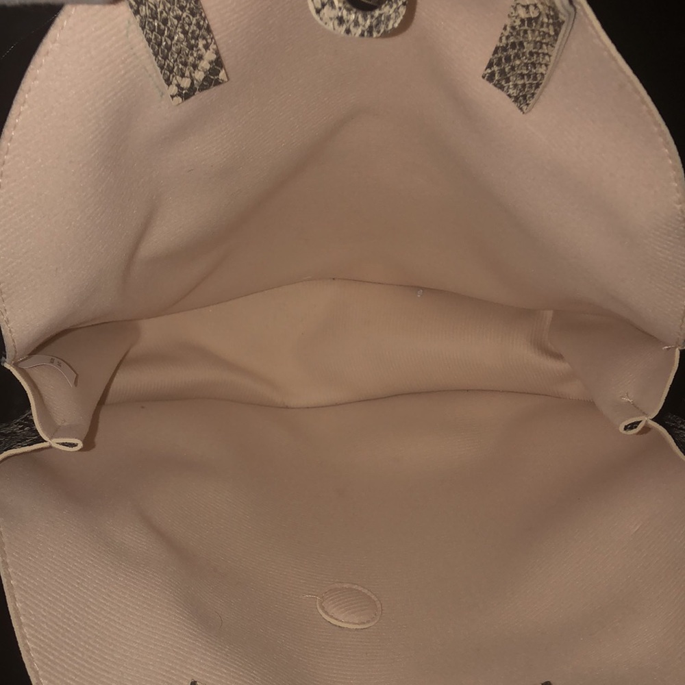 Snake Printed Circular Tote Large - image 2